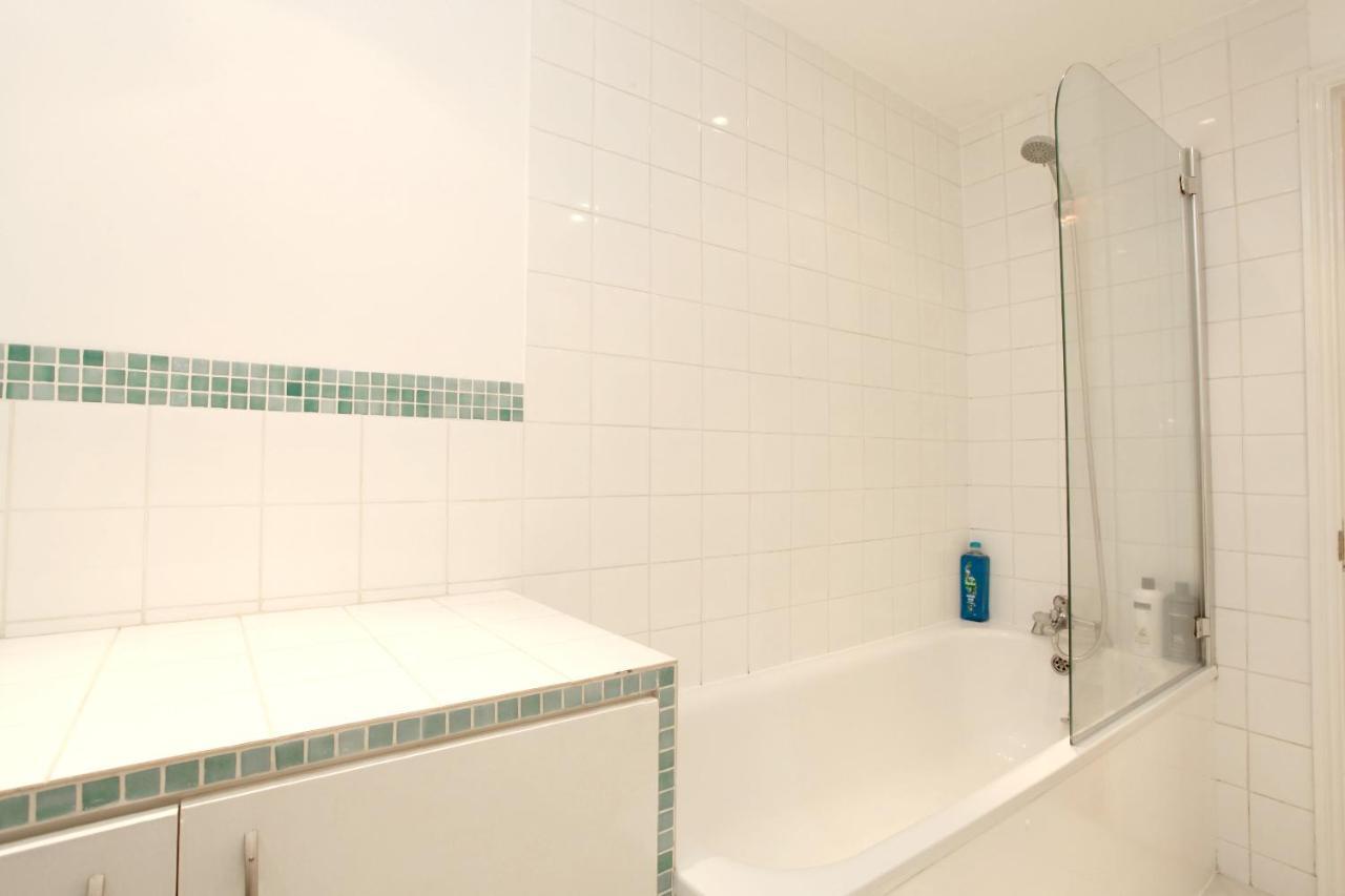 Fabulous East Finchley Apartment ลอนดอน ภายนอก รูปภาพ
