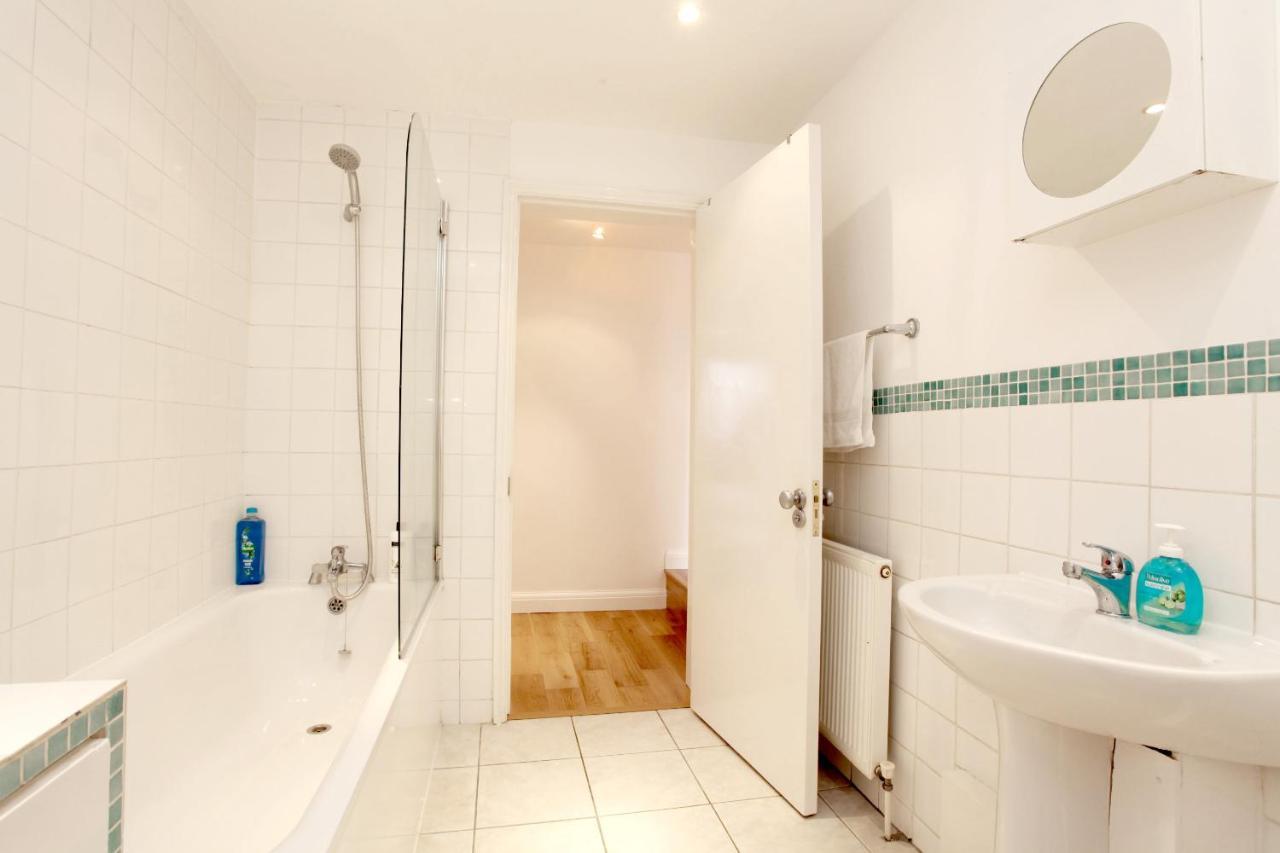 Fabulous East Finchley Apartment ลอนดอน ภายนอก รูปภาพ