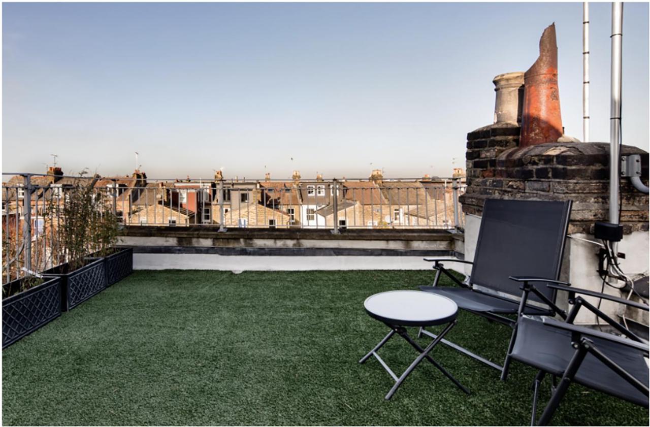 Fabulous East Finchley Apartment ลอนดอน ภายนอก รูปภาพ