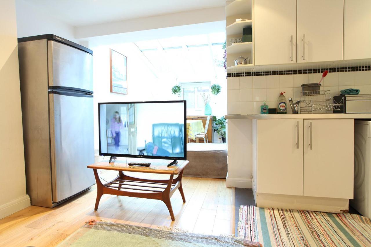 Fabulous East Finchley Apartment ลอนดอน ภายนอก รูปภาพ